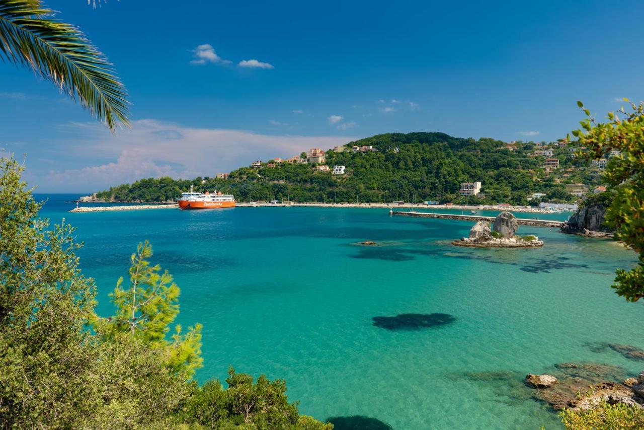 Valsamis Villa Apartments Poros  ภายนอก รูปภาพ